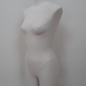 Mannequin/Form Used for All Clothing Listings